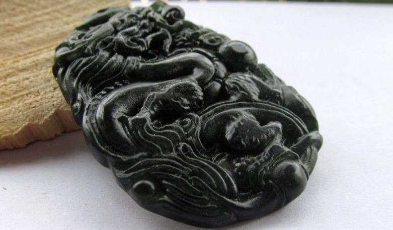 黑岫玉雕件有哪些特别的好处?