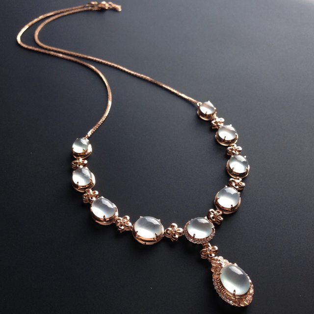 冰透水绿翡翠项链 规格:7mm*108颗