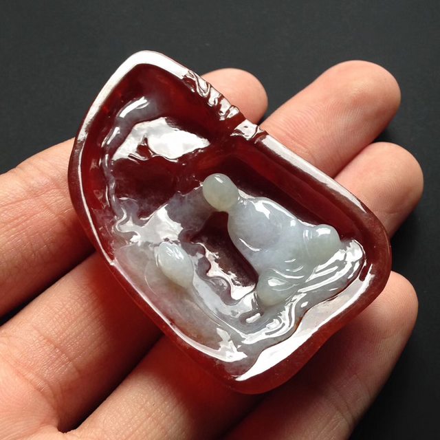 巧雕红翡悟道 翡翠吊坠 (配大师收藏证书)尺寸53-35-8毫米