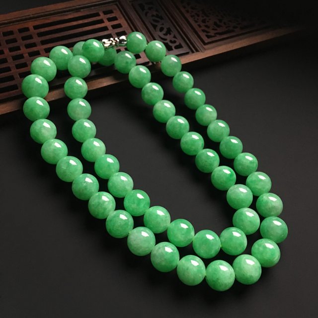 冰种满绿翡翠佛珠项链 直径10.5mm