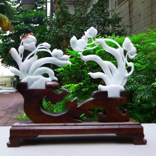 老坑春彩飘红翡翡翠a货君子之风君子兰摆件