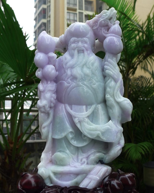 张玉堂每一件翡翠均由福建宝玉石质量监督检验站(福建省宝玉石协会